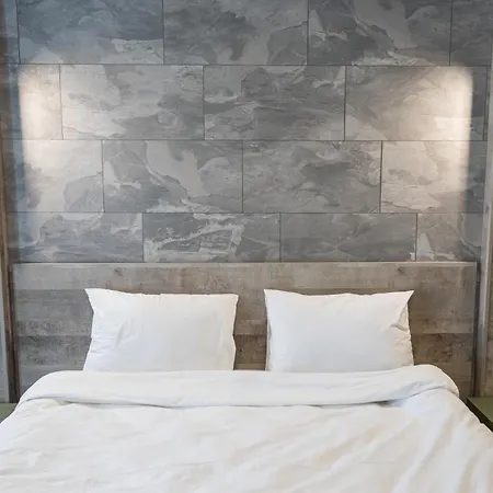 Aparthotel Rcr Einstein 2 *