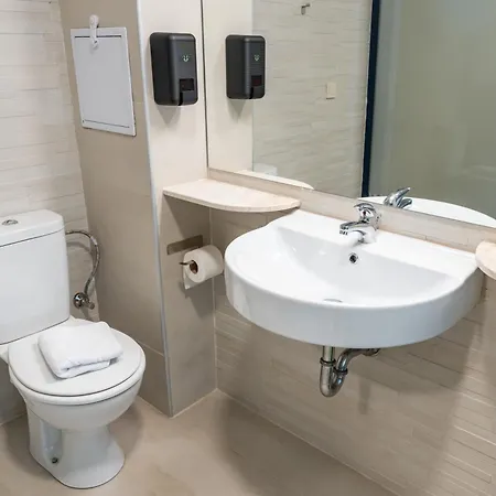 Apart Otel Rcr Einstein 2