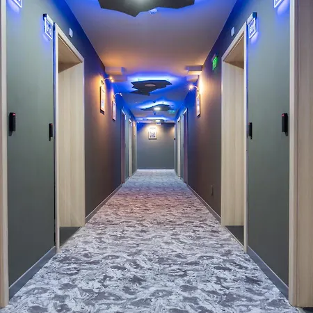 Rcr Einstein 2 Apart-hotel 3*