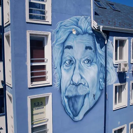 Rcr Einstein 2 Апарт-отель София