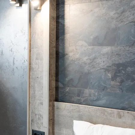 Apart Otel Rcr Einstein 2 Sofya