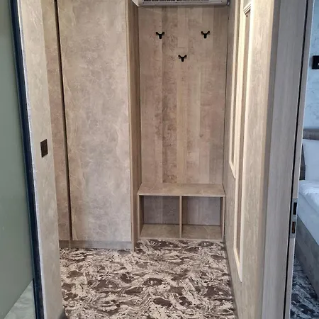 Rcr Einstein 2 Apart-hotel 3*