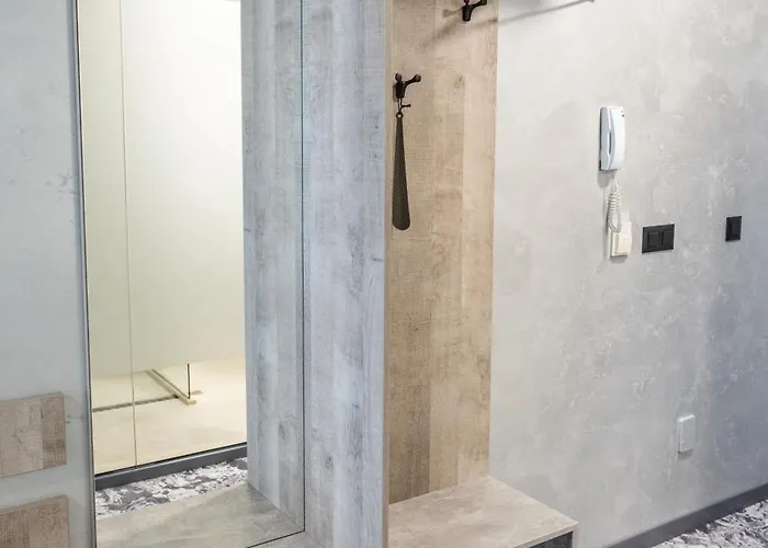 Rcr Einstein 2 3* София