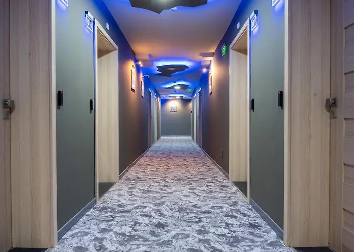 Rcr Einstein 2 Aparthotel 3*