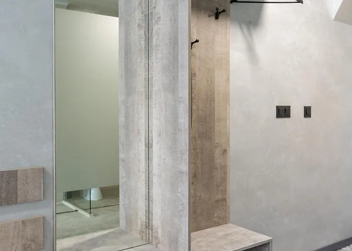 Rcr Einstein 2 3* Sofia