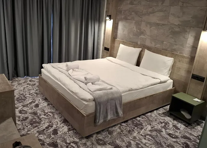 Rcr Einstein 2 صوفيا