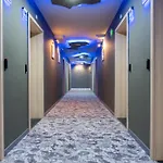 Rcr Einstein 2 Aparthotel 3*