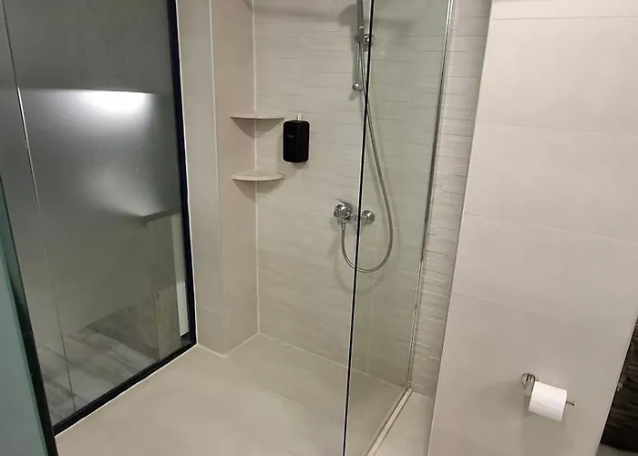 Rcr Einstein 2 Aparthotel