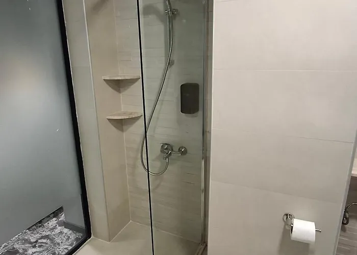 Rcr Einstein 2 Aparthotel